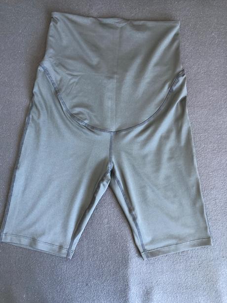 Tehotenske leginy, s