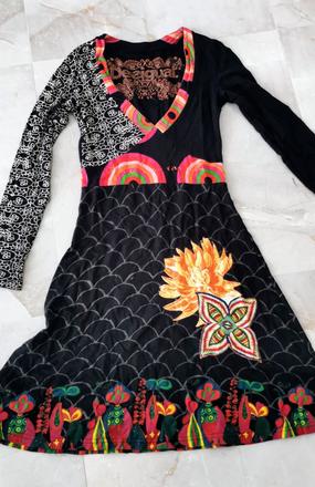 Pestrofarebné šaty, desigual,36