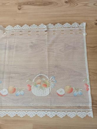Zaclona 68cm x 258cm,
