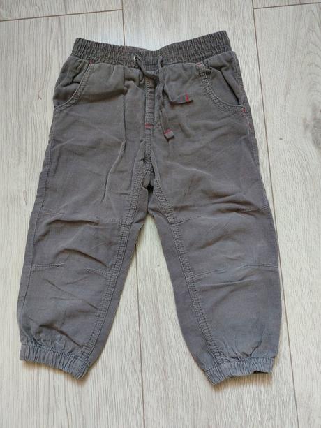 Tenké nohavice, lupilu,86