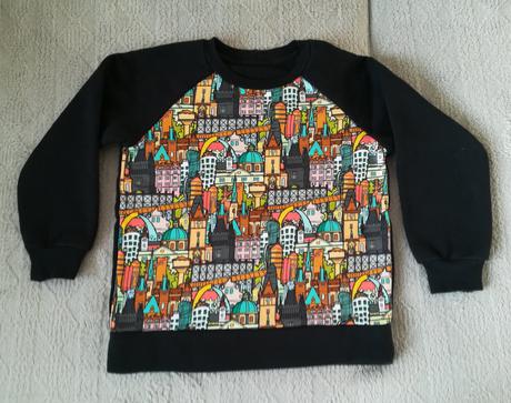 Handmade zateplená mikinka mestečko, 110