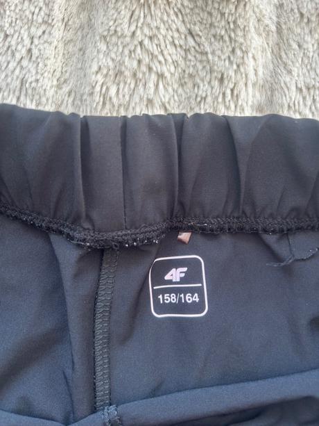 Športové kraťasy 4f, 158