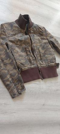 Maskáčová bunda do pása, s