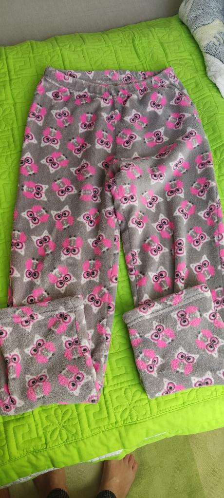 Chlpaté pyžamo sovička, 152