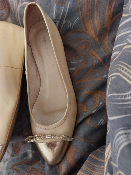 Sviatocné topánky, 36