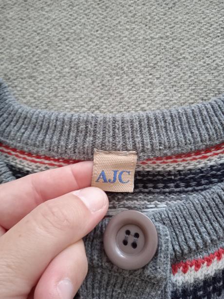 Dámsky / dievčenský predĺžený sveter, 38