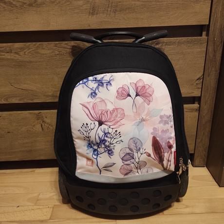 Skolska taska na kolieskach, 