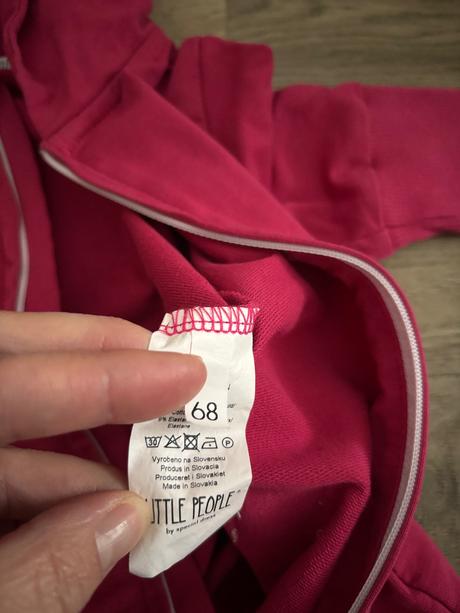 Overal, little people,68