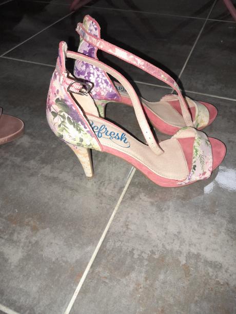 Sandále na podpätku, 40