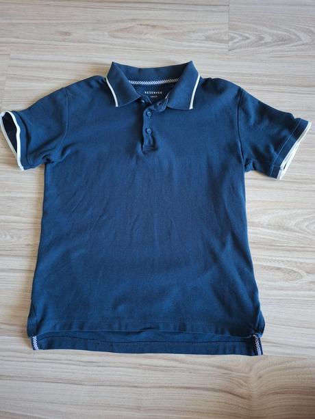 Polotričko, reserved,140