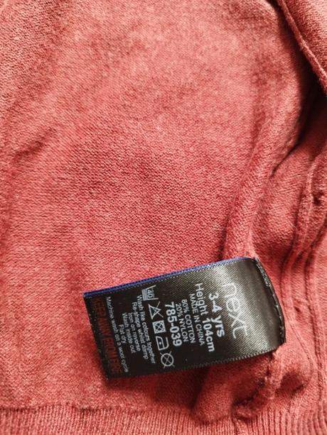 Dievčenský krátky svetrík, next,104