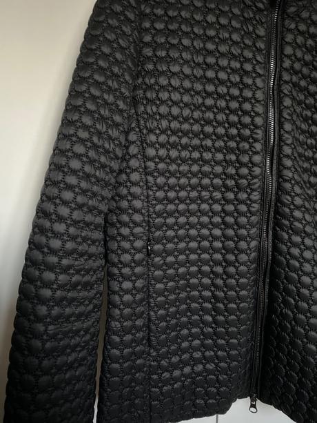 Elegantná prešívaná  bunda armani, armani,40