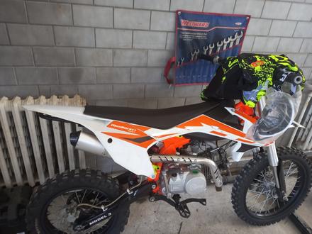 Motorka 140tka, 