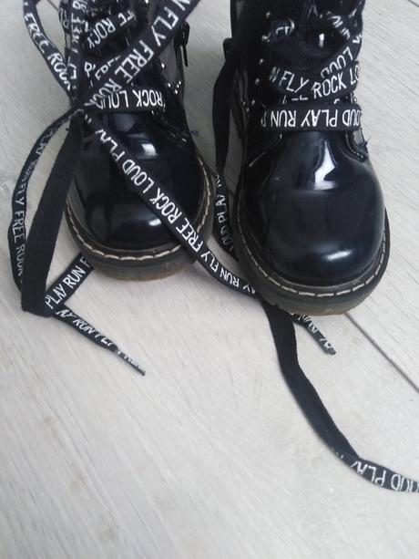 Kotnikove lakované topánočky, zara,23