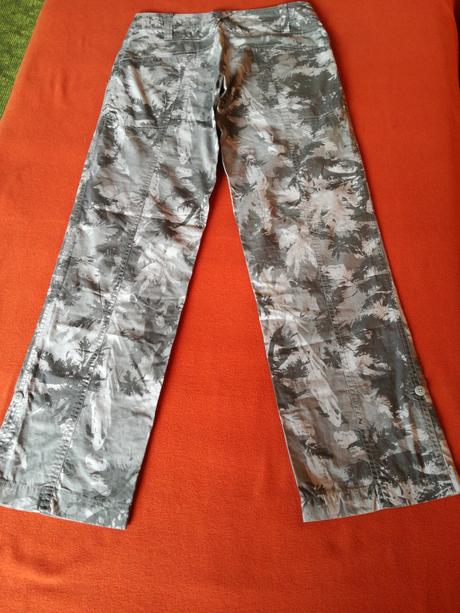 Chlapčenske tenšie maskačove nohavice158, 158