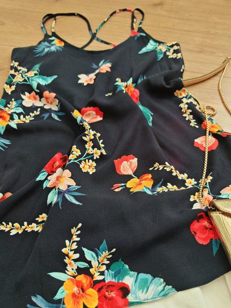 Krásne kvetinové tielko, dorothy perkins,36