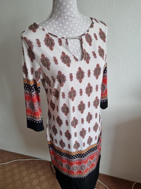 Elastické šaty atmosphere veľ. m, atmosphere,m