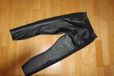 Legíny s koženkou, river island,140