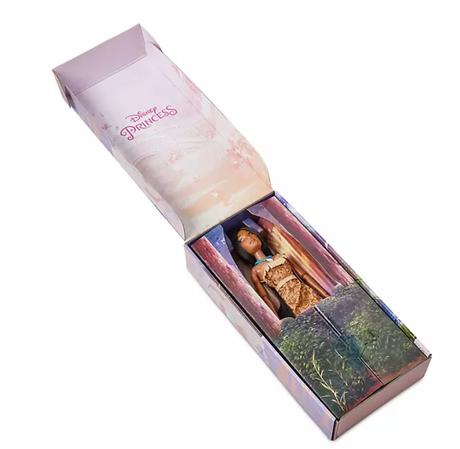 Princezná pocahontas disney store bábika, 