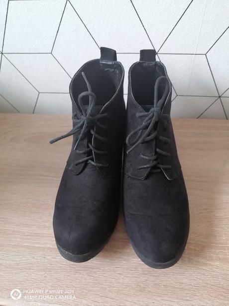 Členkove prechodné čižmy / topánky semišove, deichmann,39