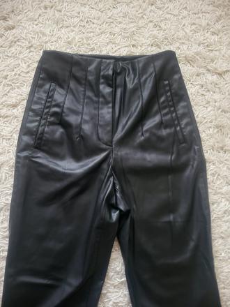 Kožené nohavice, zara,s