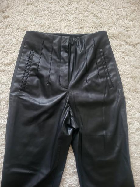 Kožené nohavice, zara,s