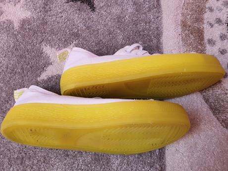 Tenisky, reserved,32