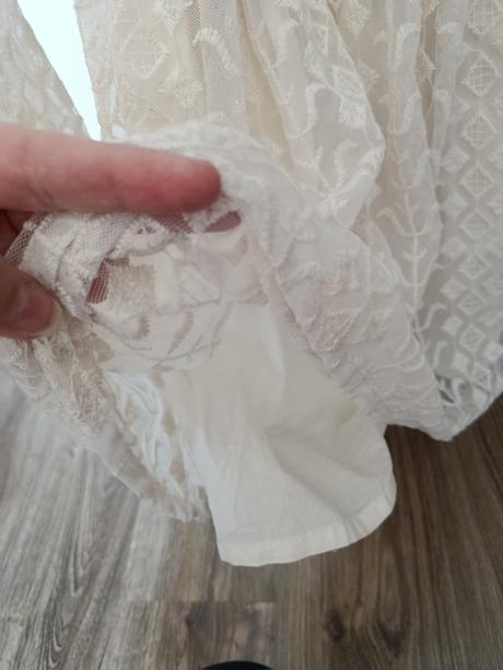 Nádherné vyšivane šaty s opaskom, zara,152