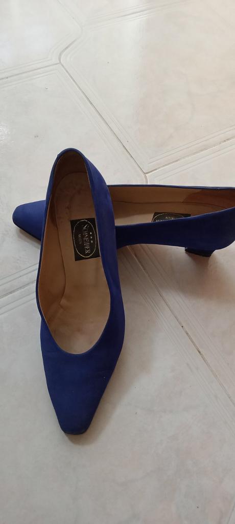 Nádherné lodičky, 38