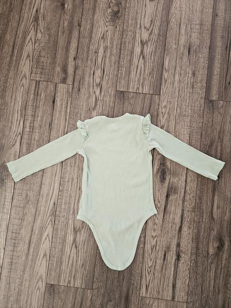 Mätové body s volánikmi dlhý rukáv 92, pepco,92