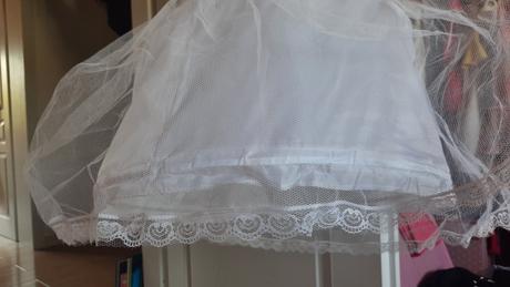 Šaty na 1.sväté prijímanie s spodničkou s obručou, 146