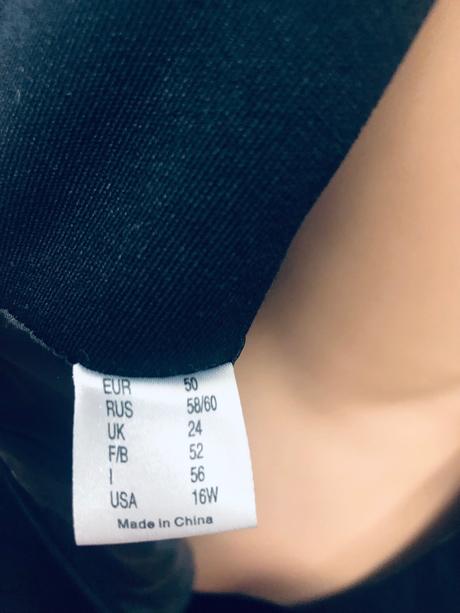 Čierne puzdrové šaty b.p.c. selection bonprix, bonprix,48