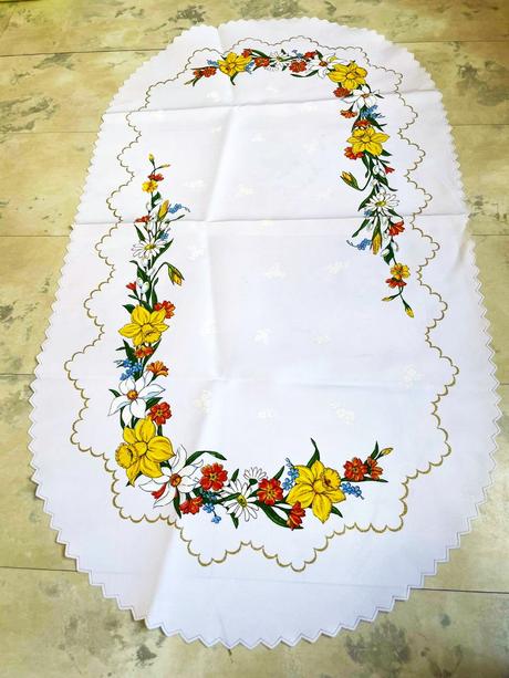 Teflónový veľkonočný obrus,