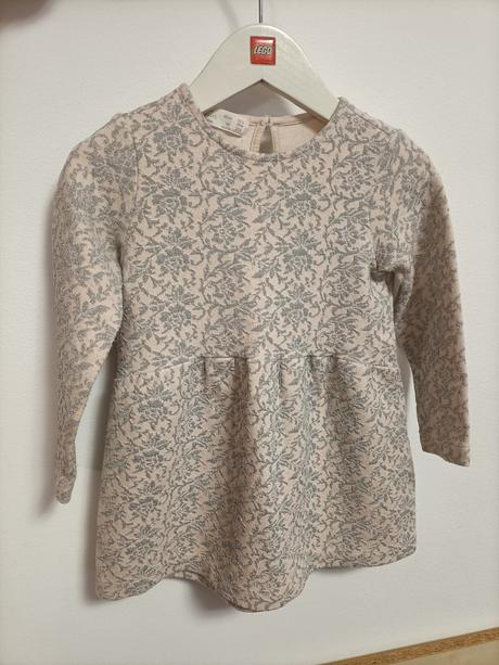 Elegantne saty so striebornymi kvetmi zara, zara,104