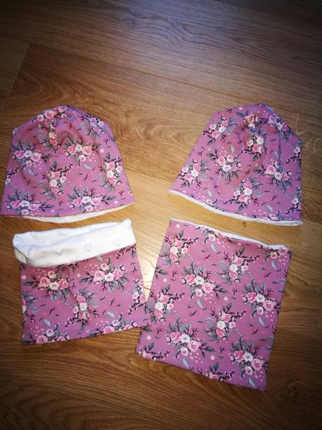 Dievčenský set čiapka a nákrčník, 104 / 110 / 116