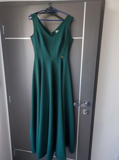 Slávnostné šaty, m