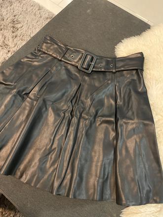 Sukňa kožená, m