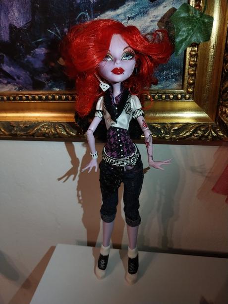 Operetta, monster high, 