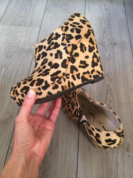 Kotnikove čižmy, baťa,40