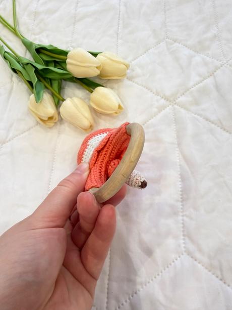 Rozkošná ručne robená líška- hrkálka,hryzátko, 