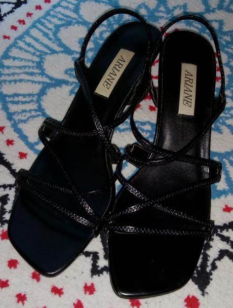 Sandálky 1x použité, 39