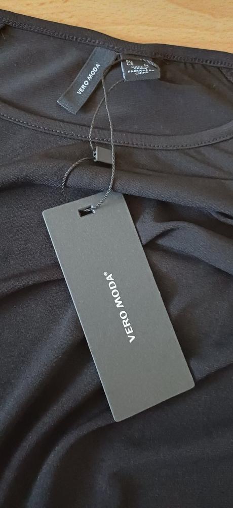 Nové čierne šaty, vero moda,m