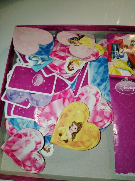 Spoločenská hra princezny na plese,