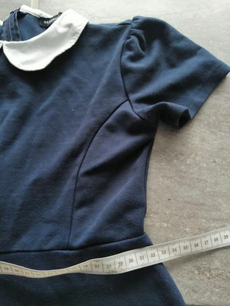 Tmavomodré šaty s bielym golierom reserved v134,8r, reserved,134