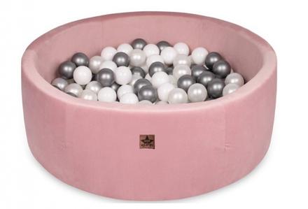 Bazén s  200 loptičkami, 