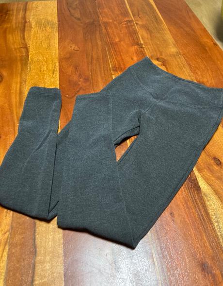 Kvalitné tvarujúce legíny, calzedonia,xs