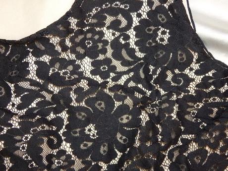 Kvalitné čipkované šaty, amisu,42