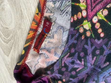 2x farebne saty zn. desigual, desigual,122