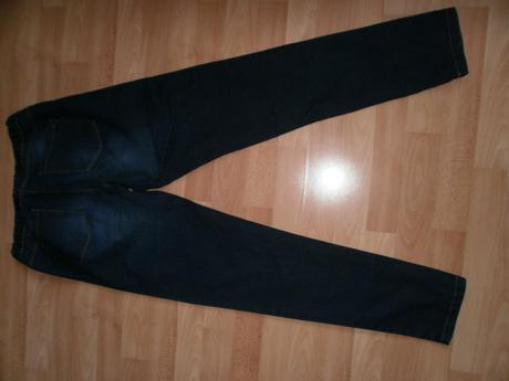 Džegínsy v super stave l/40, esmara,40