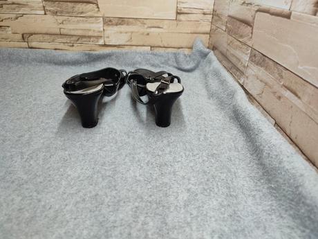 Wojas 40 - dámske kožené čierne sandále, wojas,40